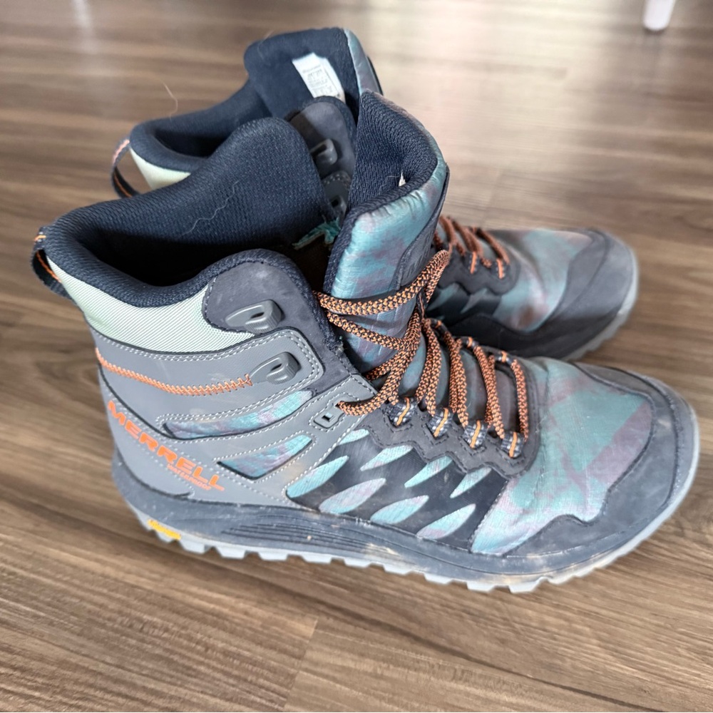 Merrell Gray Teal waterproof Hiking Trail Boots with Orange Laces - Men’s 8.5